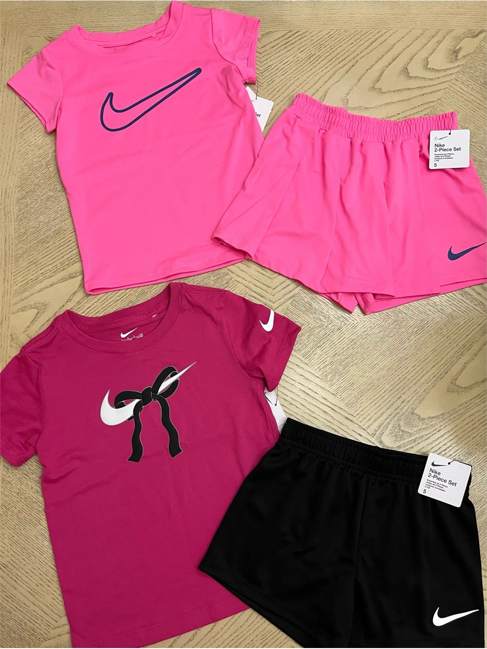 *BUNDLE* Girls Nike Short Sleeve Tees & Short/Skort Size 5